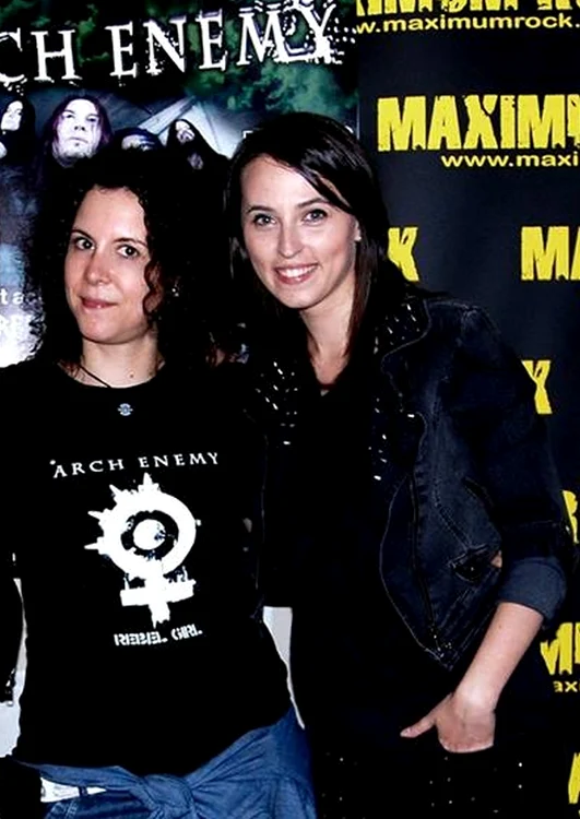 Mădălina și Teodora erau prietene foarte bune