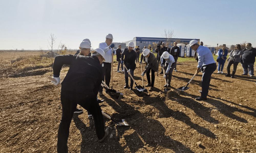 Prima fabrică automotive „verde” din vestul României. Va capta energie geotermală 