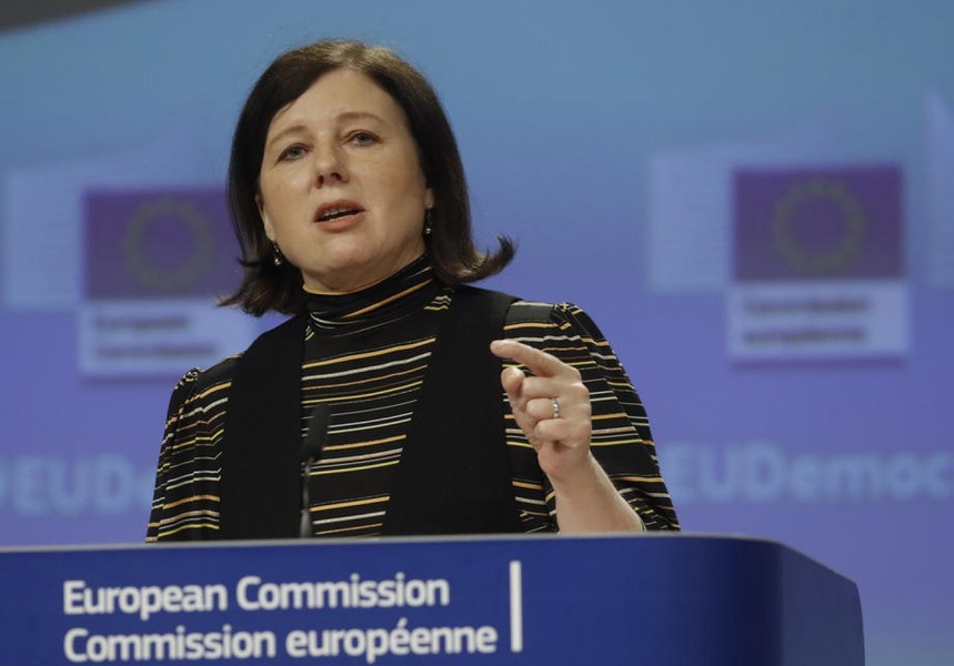 Comisia Europeană intenționează să sancționeze publicația Vocea Europei ce face jocurile lui Putin 