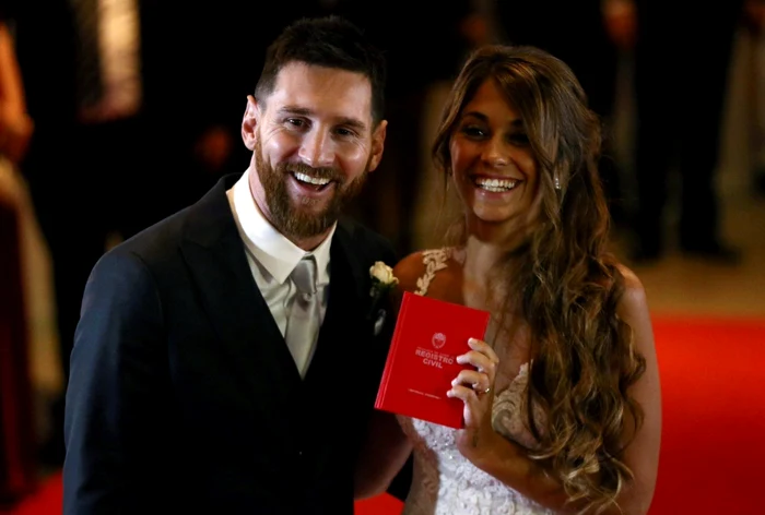 Lionel Messi şi Antonella Roccuzzo s-au căsătorit după 14 ani de relaţie FOTO EPA