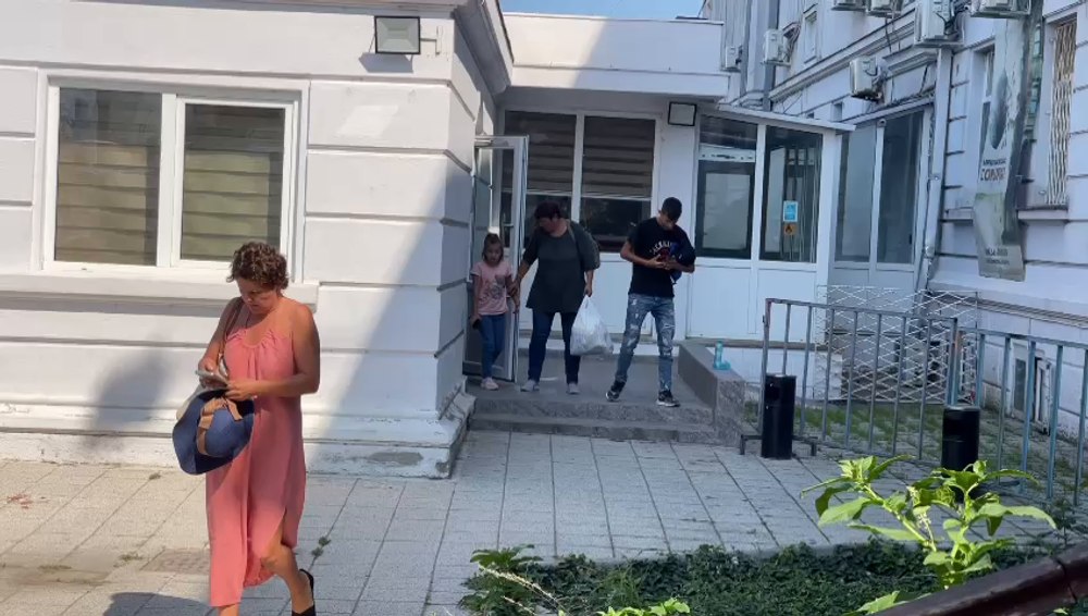 Mama Loredanei, criminala din Saturn, si-a vizitat fiica la închisoare: „Era sufletistă, făcea treabă, învăța, făcea naveta la școală...“ 