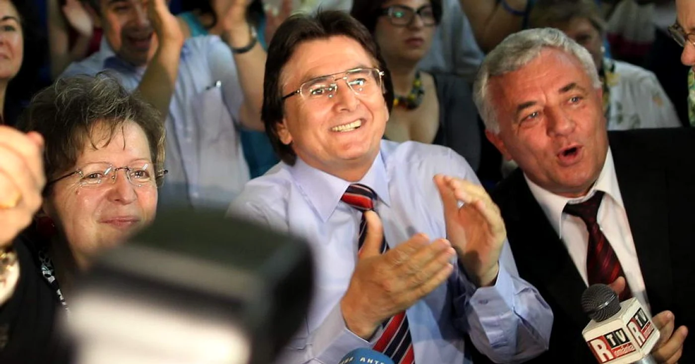 Nicolae Robu, alături de Titu Bojin, în momentul aflării rezultatelor exit-poll-ului