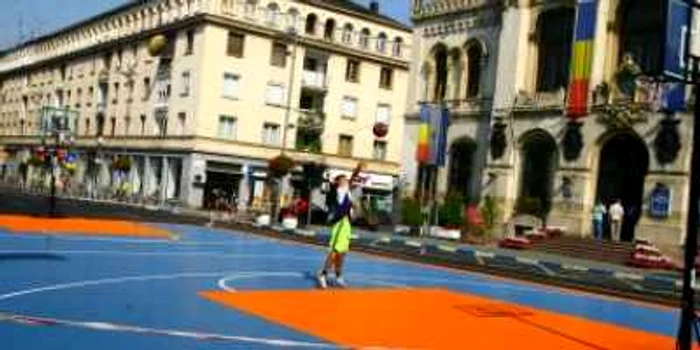 Craiova: Terenurile de street-ball din centru au fost deschise