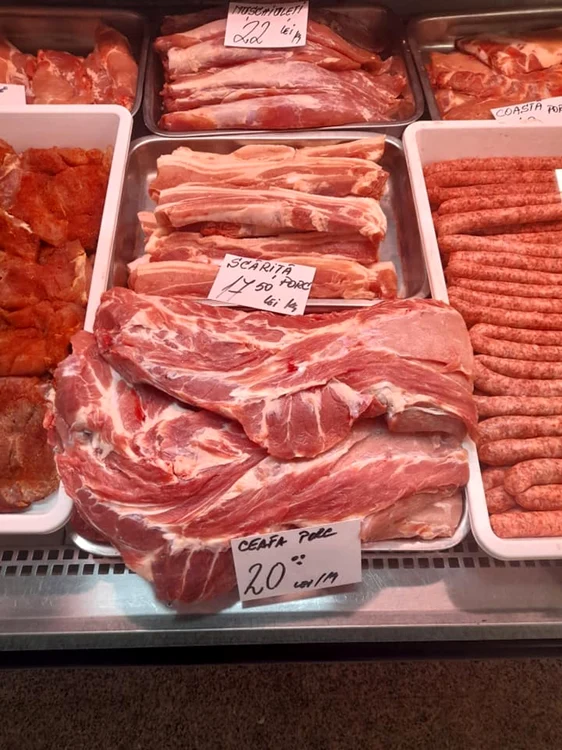 Carnea românească de porc va dispărea de pe piaţă, avertizează producătorii FOTO Facebook/Carmangeria Bidos