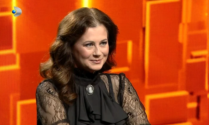 Corina Danila a dezvaluit ca e casatorita de cinci ani in emisiunea 40 de intrebari a lui Denise Rifai de la Kanal D   captura TV (13) jpg