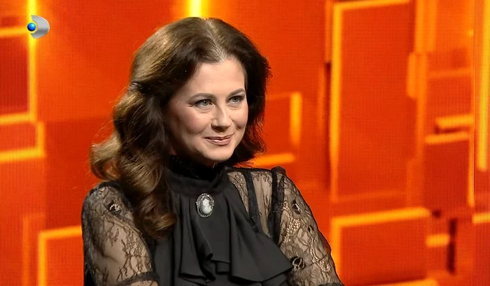 Corina Danila a dezvaluit ca e casatorita de cinci ani in emisiunea 40 de intrebari a lui Denise Rifai de la Kanal D captura TV (13) jpg