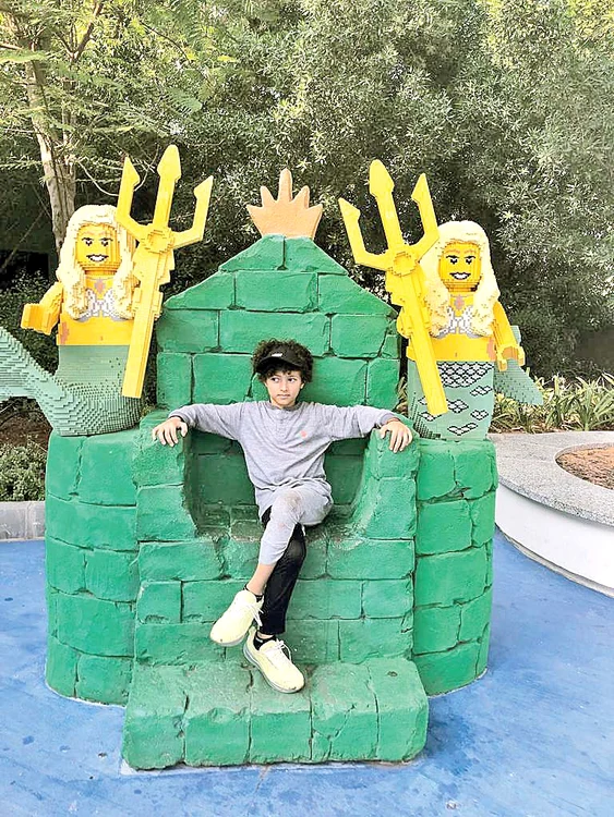 Pe tărâmul jocului lego, Noah s-a simţit ca un rege