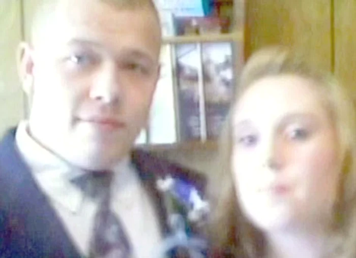 Joseph Babcock, de  21 de ani şi Moriah  Brough, de 20 de ani