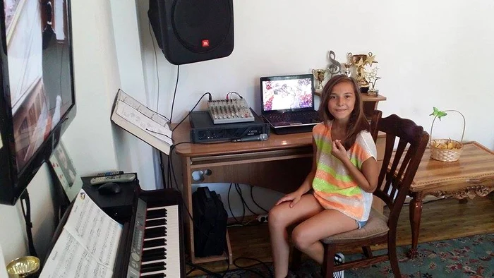 Rose-Marie Lanciu (12 ani) a investit banii din premiu pentru a-și construi un studio muzical unde să poată repeta oricând dorește