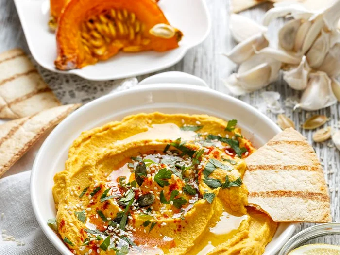 Hummus cu dovleac copt