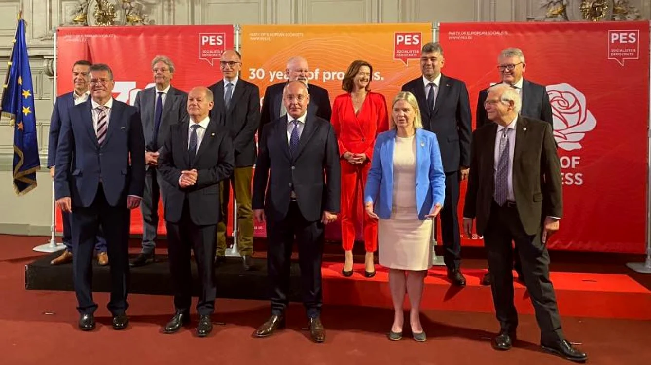 Premierul României vaa participa la reuniunea liderilor PES FOTO Facebook / Marcel Ciolacu