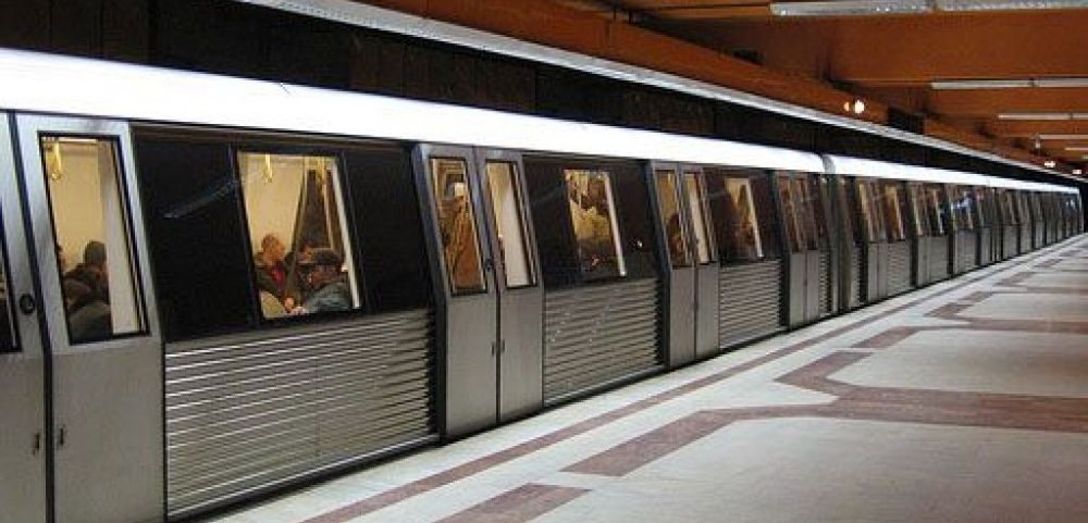 Călătoria cu metroul se scumpește considerabil de la 1 ianuarie 2025. Cât vor costa biletele