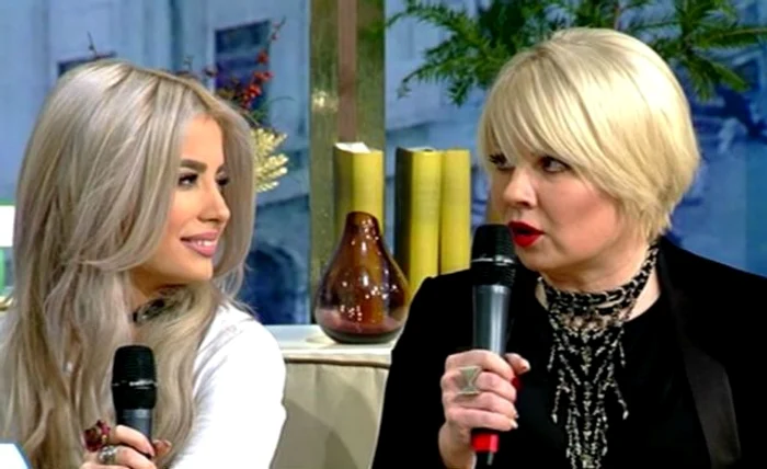 Andreea Tonciu și Daniel Niculescu au fost nășiți de Anamaria Prodan și Laurențiu ReghecampfFoto: Click!