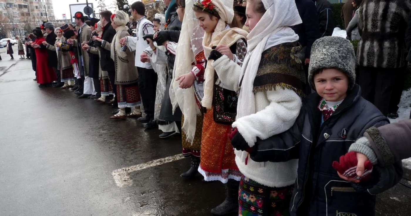 Leonard Nedelea a venit de la Oarja ca să joace Hora Unirii
