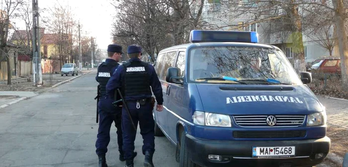 Dubele Jandarmeriei ar putea să dispară de pe stradă. Foto: Ciprian Dragomir