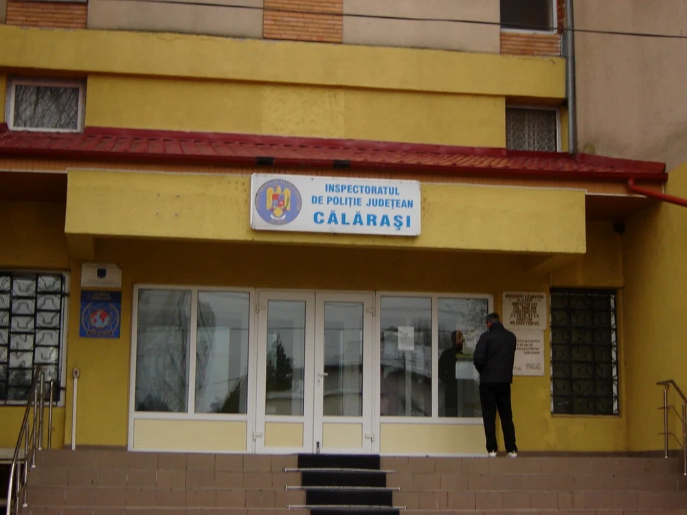 Cei anchetaţi sub control judiciar trebuie să se prezinte regulat la sediul Poliţiei