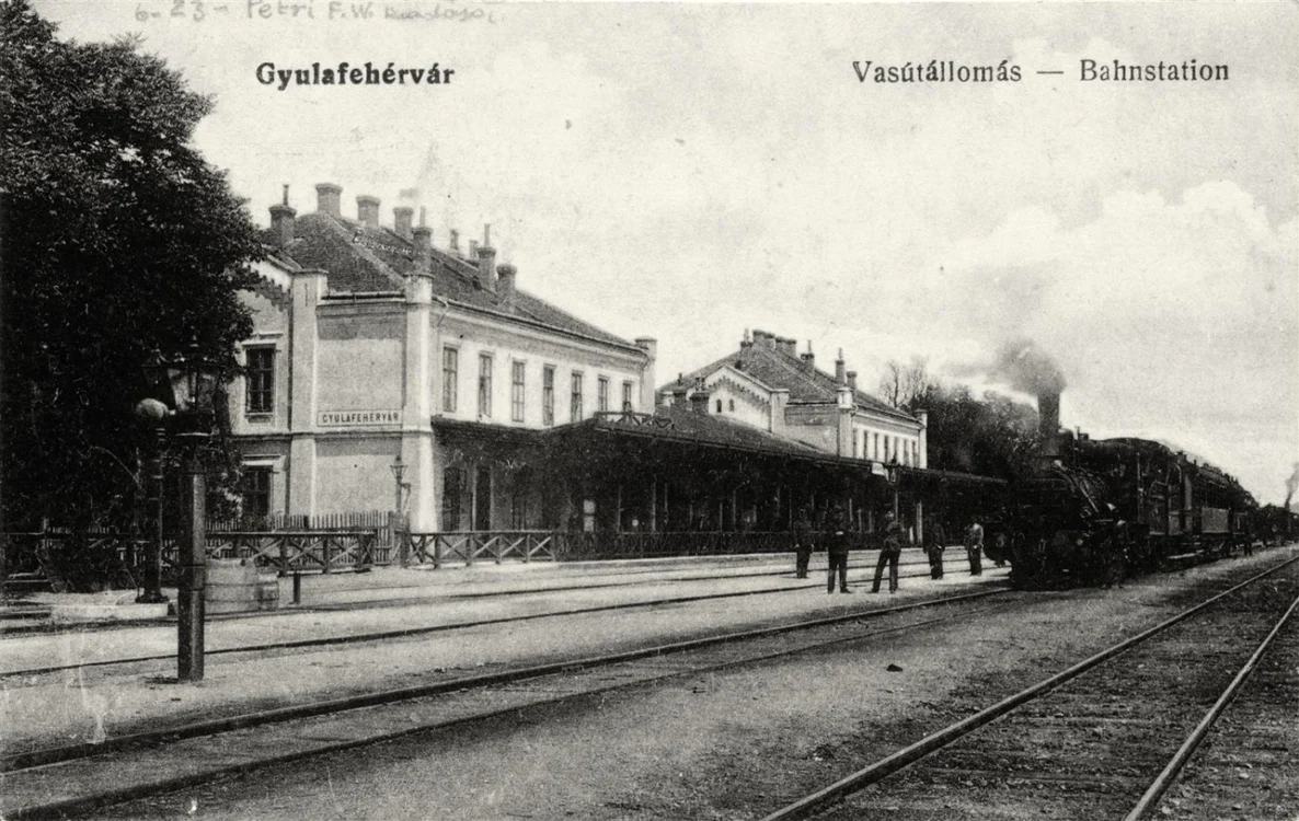 Tren în gara din Alba Iulia. Foto: memoriaurbis.apulum.ro