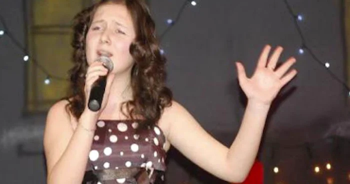 Botoşani: S-o trimitem pe Claudia Rusu la Eurovision!