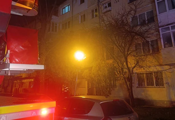 Explozie într-un apartament din Iași FOTO: ISU Iași