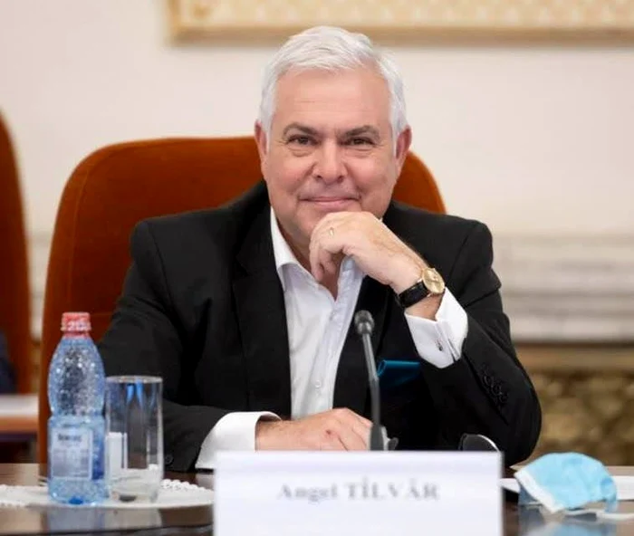 Angel Tîlvăr, ministrul Apărării Naționale FOTO: Facebook