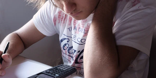 adolescent studiu examen   foto pixabay alexandra koch jpg