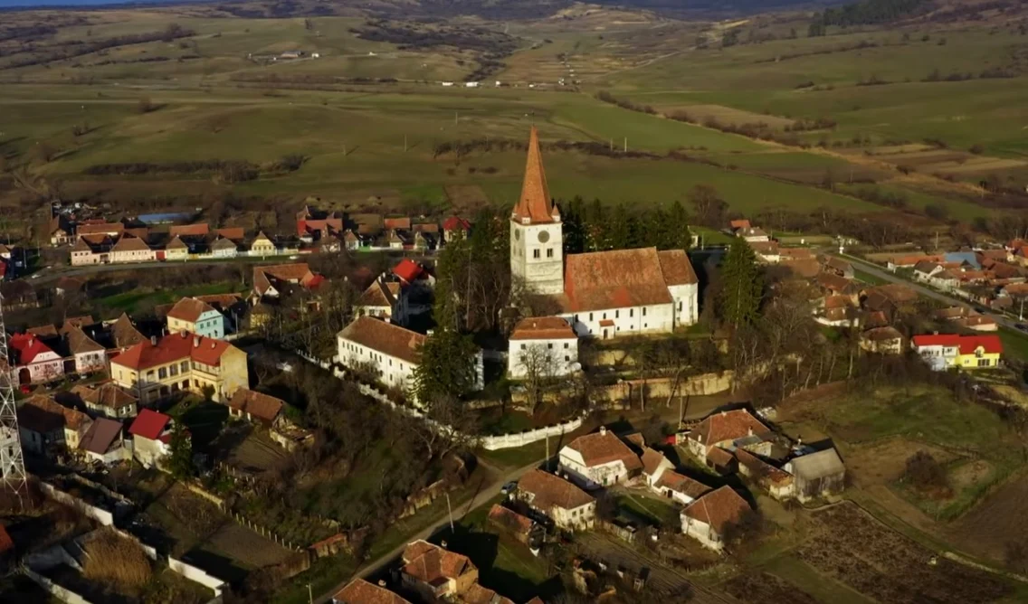 Bisericile fortificate de pe Valea Hârtibaciului - Sibiu - Braşov Foto Adevărul