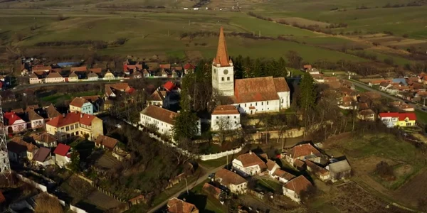 Bisericile fortificate de pe Valea Hârtibaciului - Sibiu - Braşov Foto Adevărul