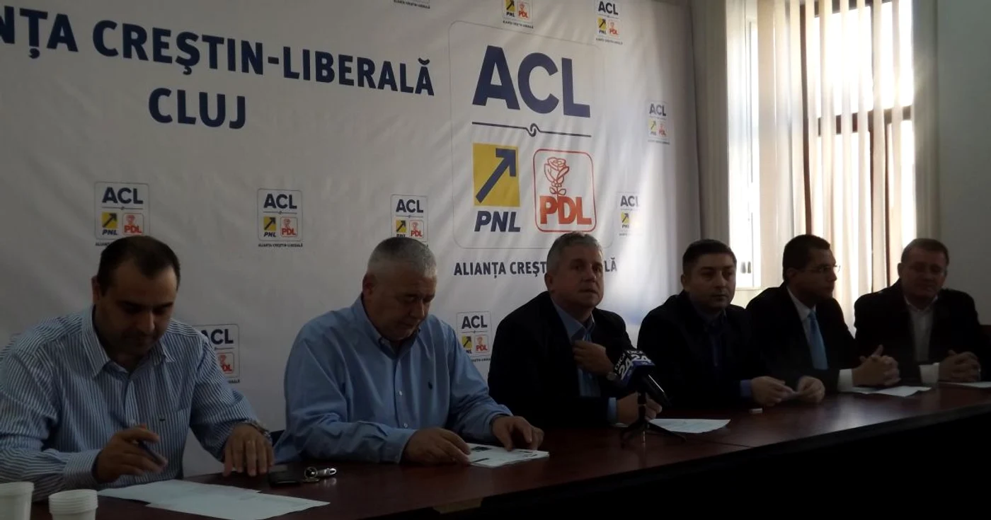 Conducerea ACL Cluj cere demisia lui Victor Ponta. FOTO: Remus Florescu