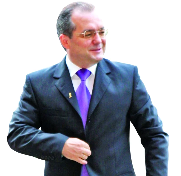 
    Emil Boc  