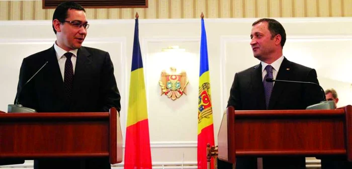 Victor Ponta în prima sa vizită oficială la Chişinău