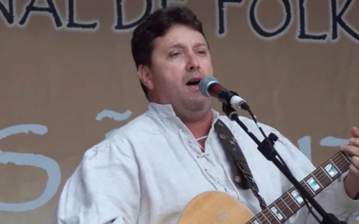 Mihai Preda, la Festivalul
de Muzică Folk „Poarta Sărutului” de la Tg. Jiu din acest an