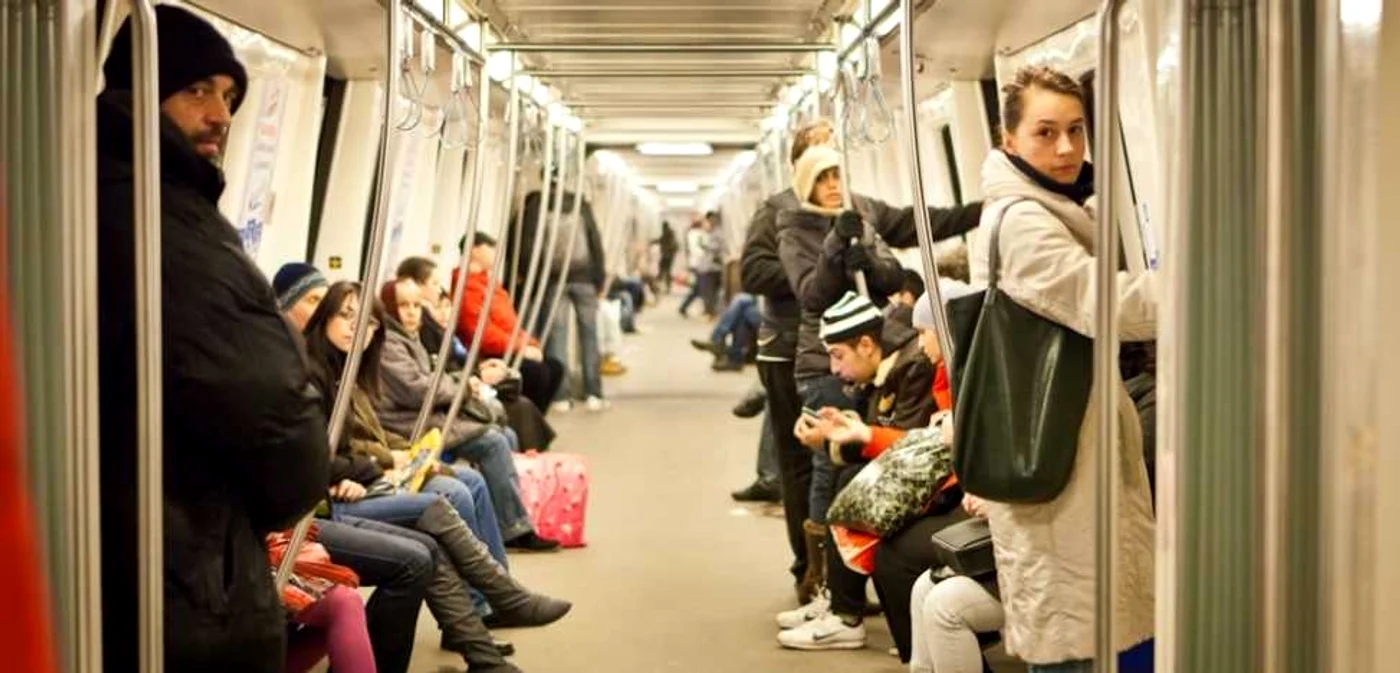 Tăcerea din metroul bucurestean FOTO Eli Driu / f64.ro