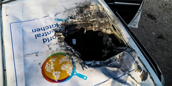 Șapte angajați ai World Central Kitchen au murit într-un atac israelian asupra convoiului lor FOTO EPA-EFE