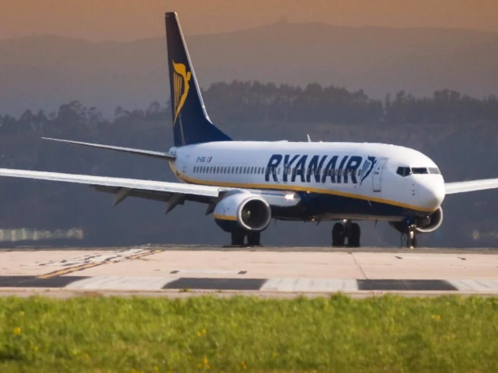 Ryanair va anula mai multe curse din luna octombrie