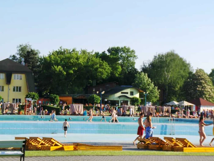 Canicula i-a îndreptat pe mureșeni la Weekend