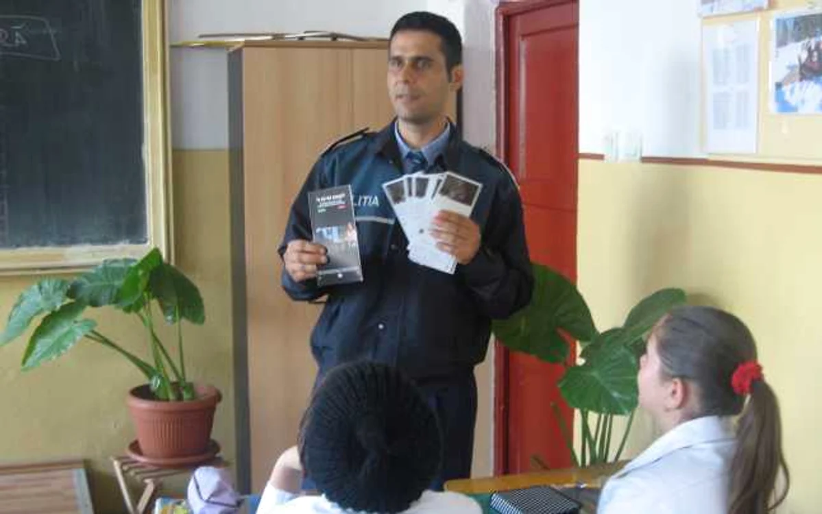 Polițiștii au discutat deschis cu elevii