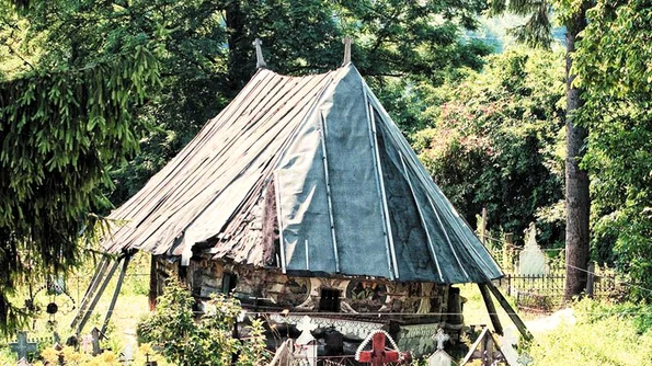 Strângere de fonduri pentru salvarea frescei de la biserica de lemn din Urşi (monument de secol XVIII) jpeg