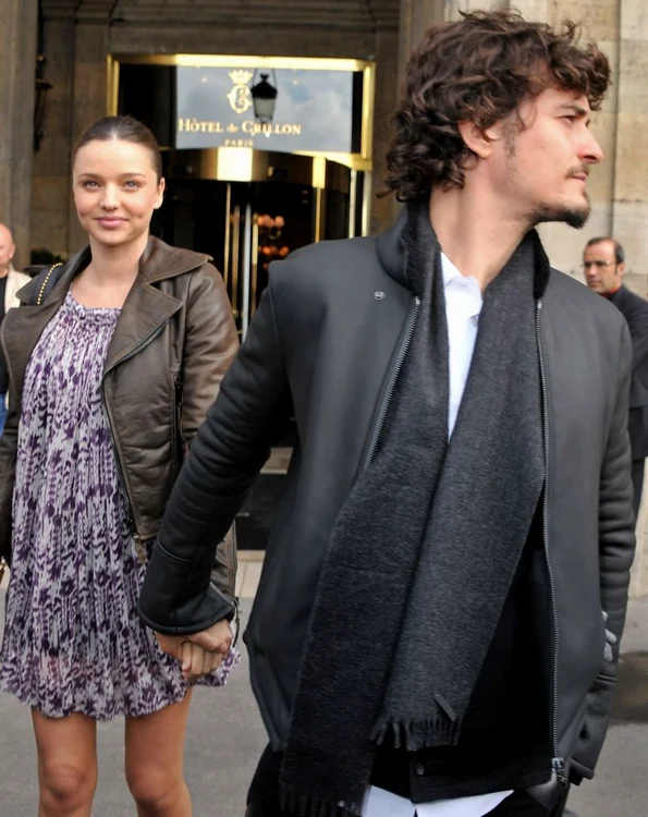 Miranda Kerr este căsătorită cu Orlando Bloom