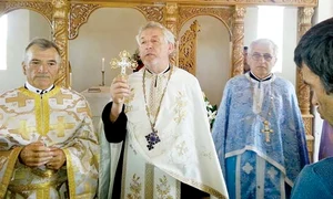 popo6 4 4col preotul paroh marian crainic jpeg