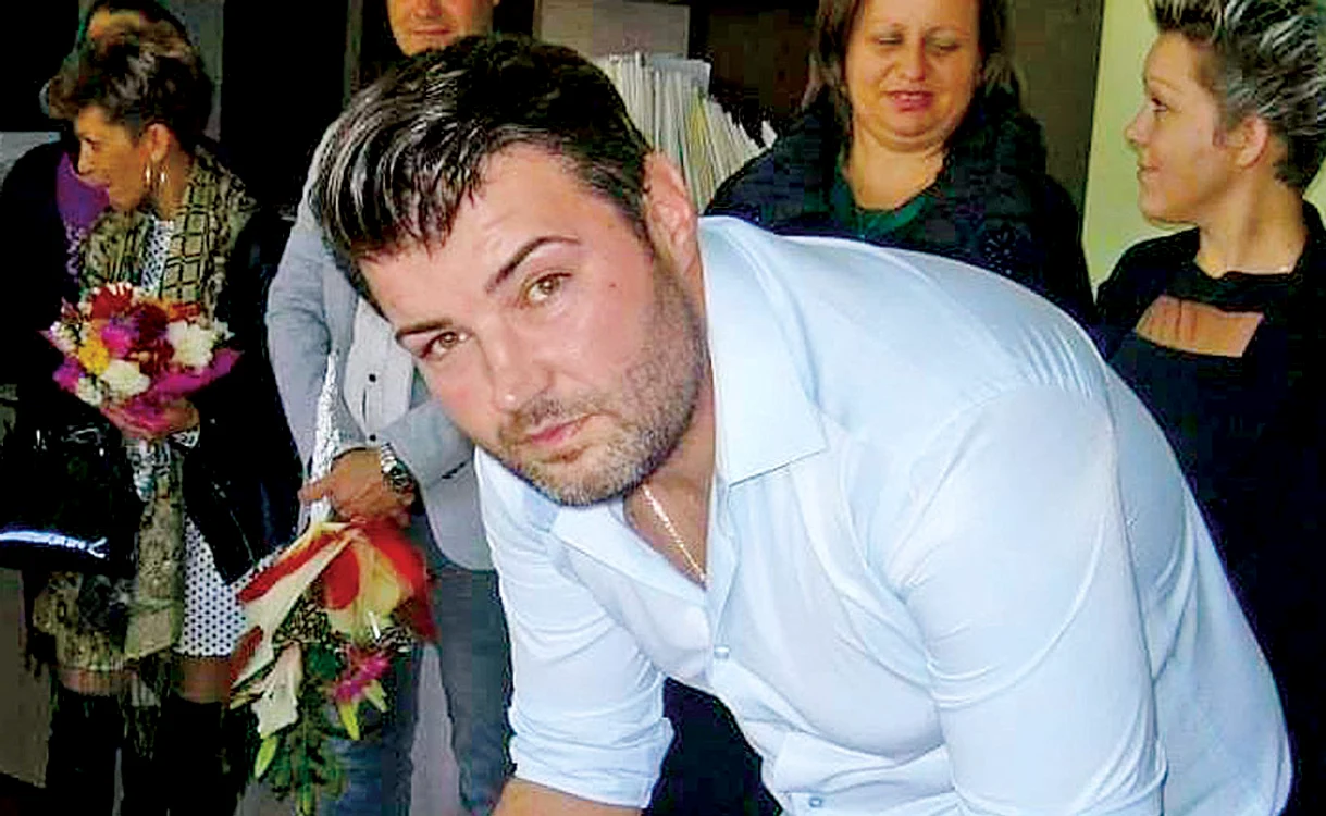 
    † Liviu Pop  