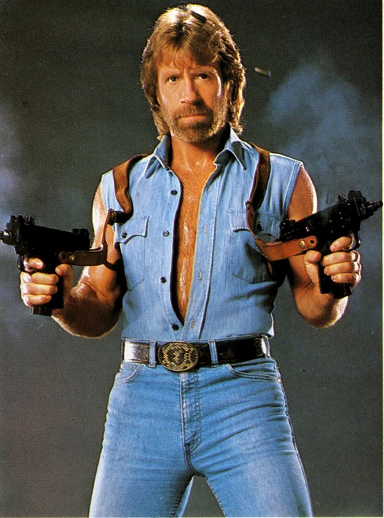 
    Chuck Norris, în tinerețeSursă foto: Profimedia   