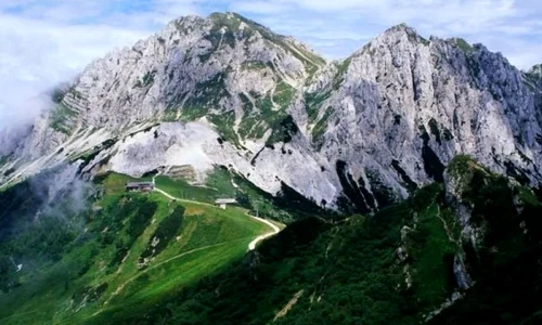 O consecinţă ciudată a încălzirii globale: cadavrele soldaţilor din Primul Război Mondial ies la suprafaţă în Alpii italieni jpeg