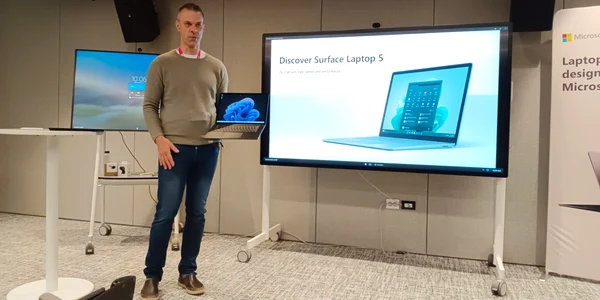 Tomáš Koška Microsoft Surface & Hololens Category Lead pentru zona CEE FOTO Adrian Pogîngeanu jpg