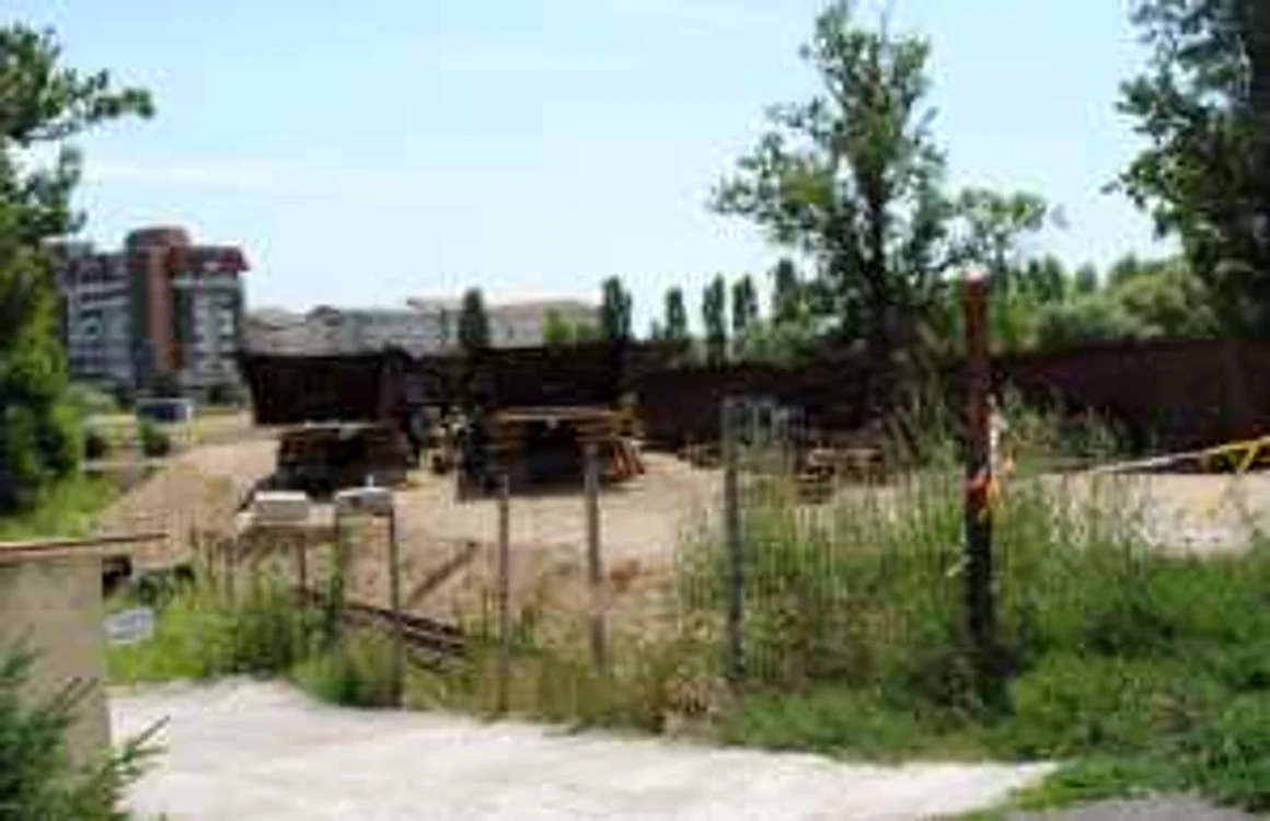 Se lucrează intens la Pod