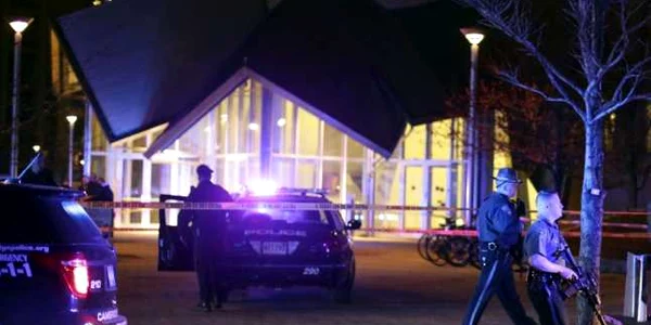 Incident armat MIT Boston FOTO Reuters