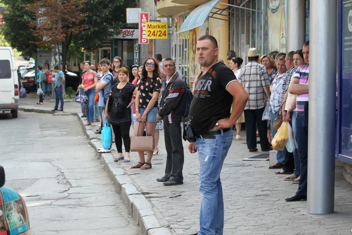 Staţie de aşteptare. FOTO Tudor Iovu