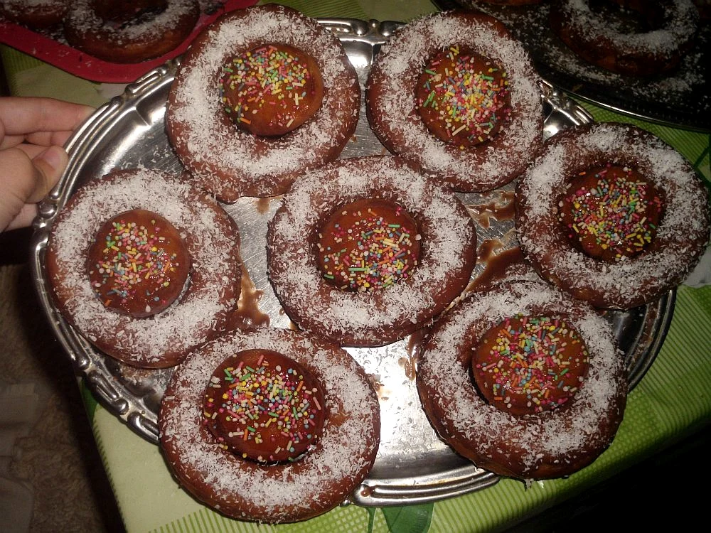 donuts cu ciocolata jpeg