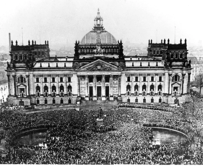 Clădirea Reichstagului din Berlin în 1920 FOTO AP