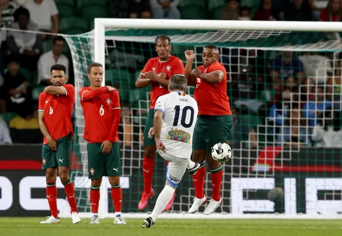 Hagi a fost căpitanul naționalei de fotbal a României  FOTO record.pt