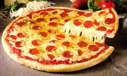 Pizza in stil sicilian jpeg
